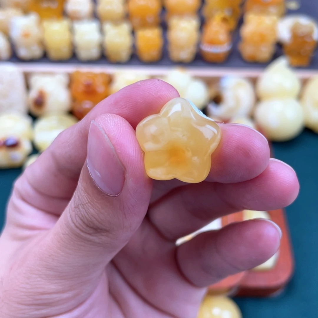 裸石琥珀未镶嵌蜜蜡
