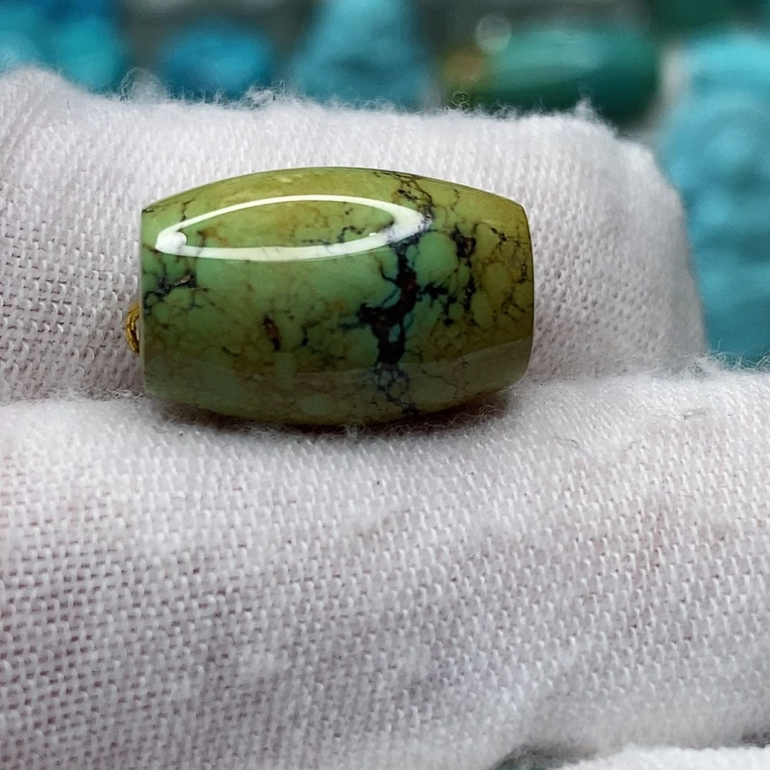 绿松石未镶嵌天然原矿 带武汉地大证书