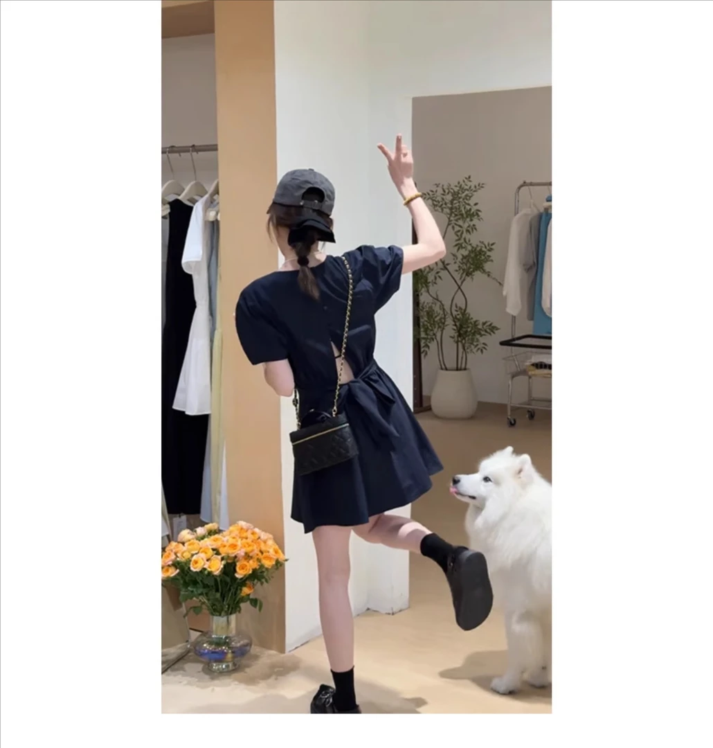 【华尔街】夏季新款韩系温柔气质款v领连衣裙