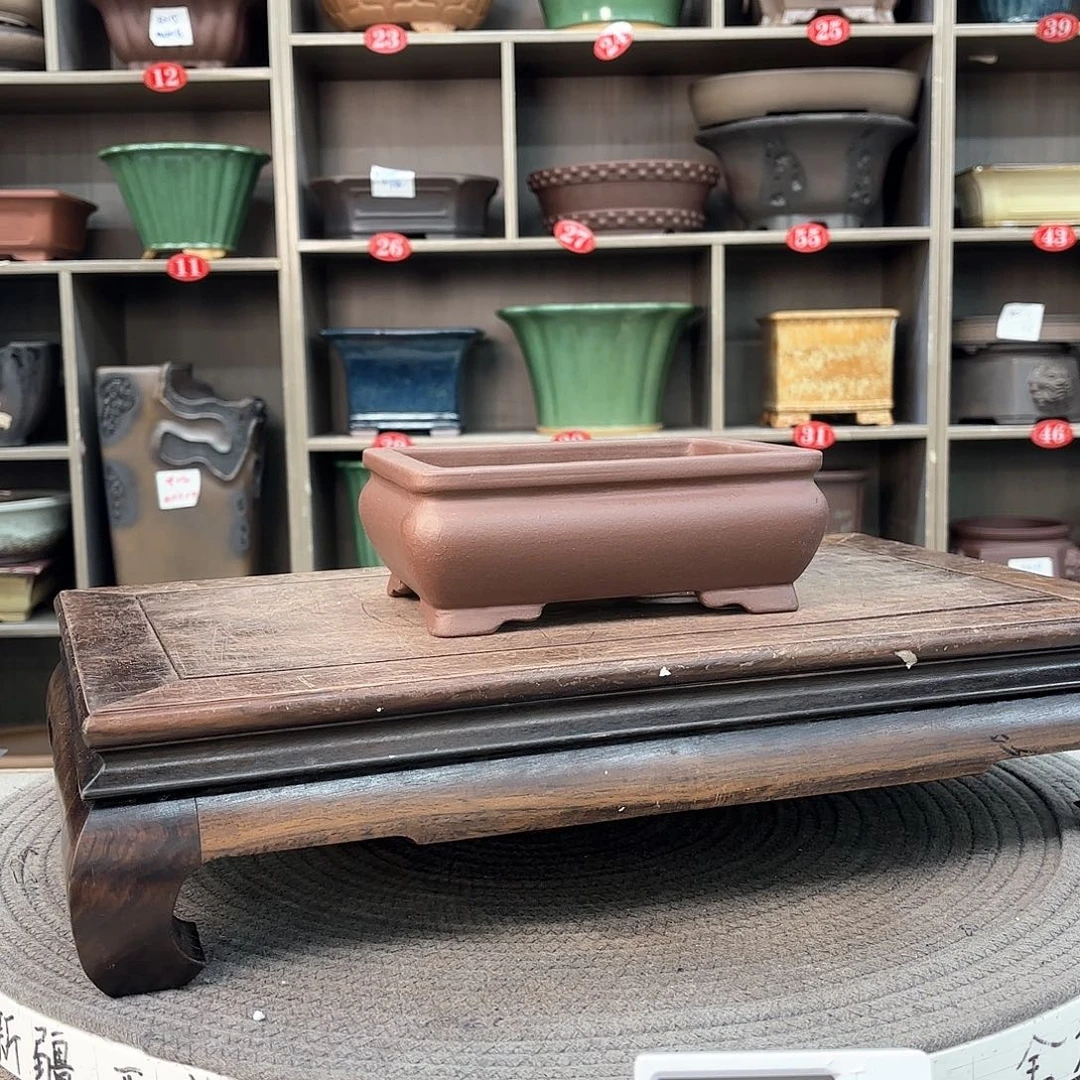 紫砂花盆紫砂的颜色很好看