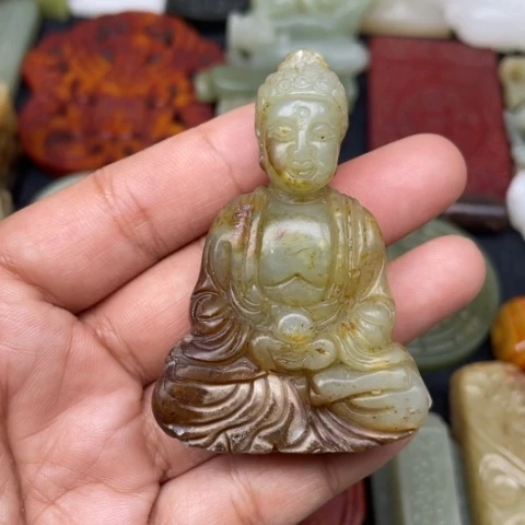 蛇纹石玉未镶嵌颈饰60