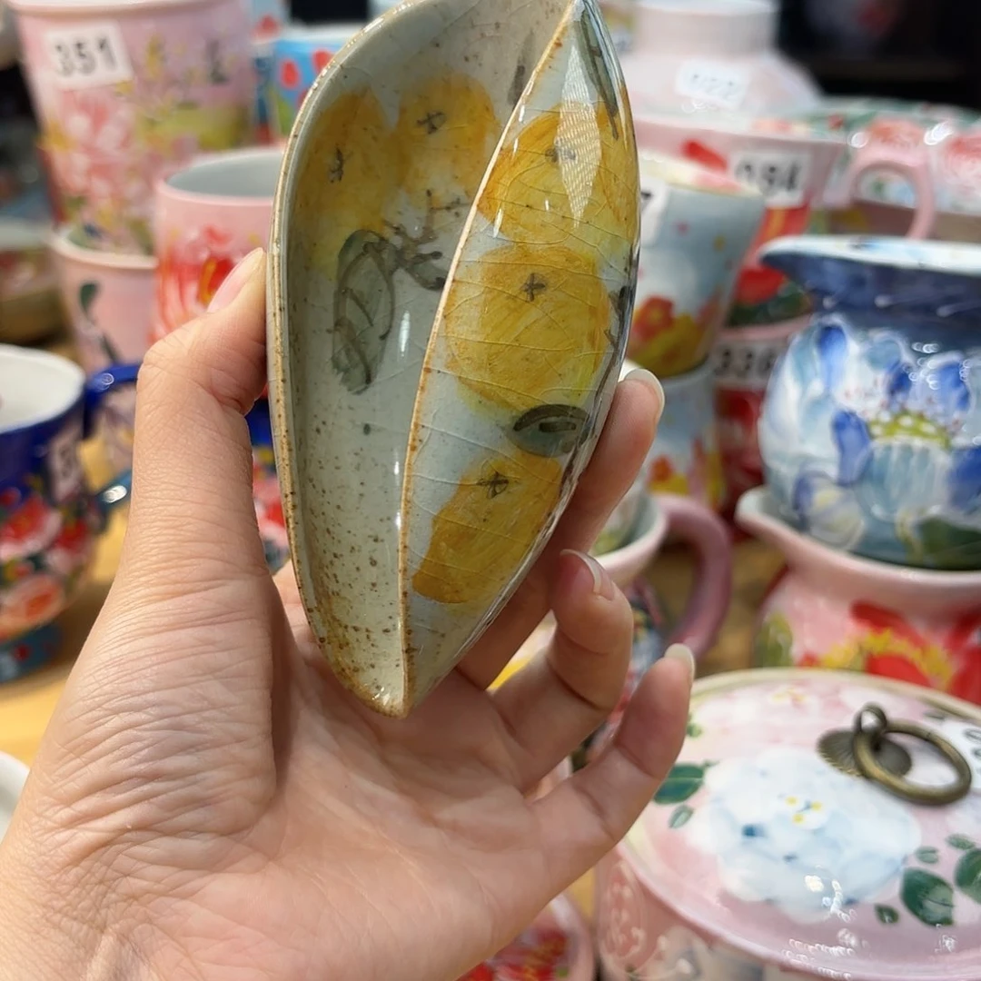 瓷片我盖茨。兔兔