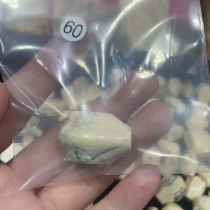 用***6泥塑不打孔联系客服