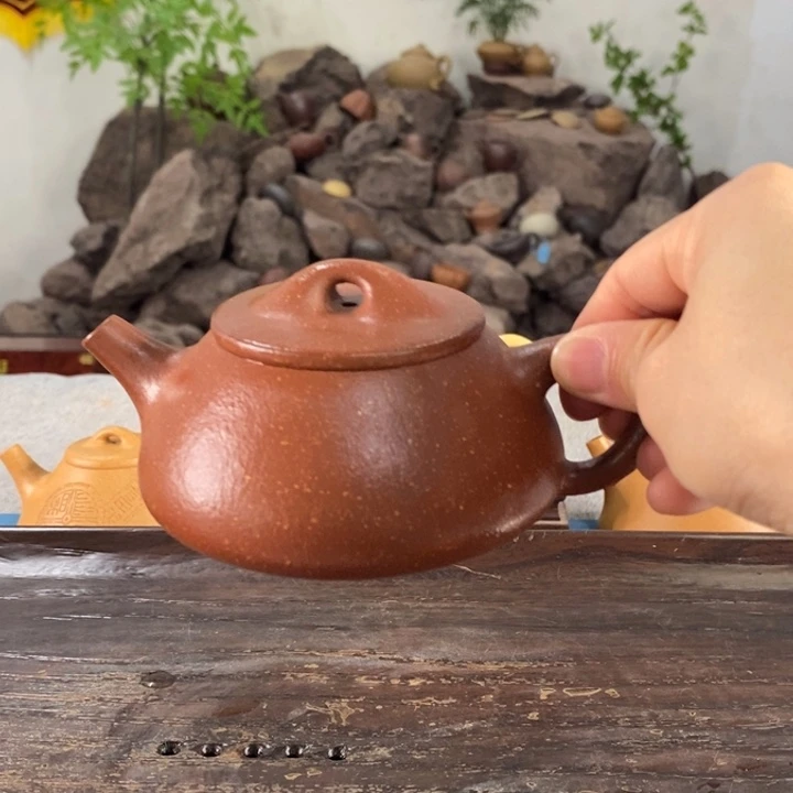 紫砂茶壶红降坡石瓢200左右的容量半手