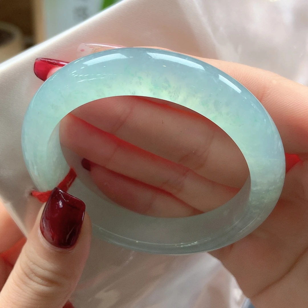 翡翠未镶嵌手镯晴绿雪花棉14号