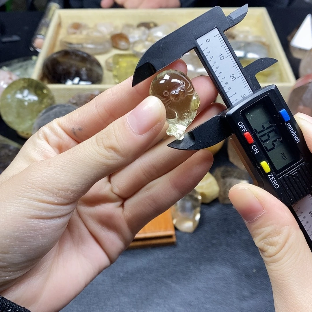 绿水晶未镶嵌珠宝半成品282水晶石