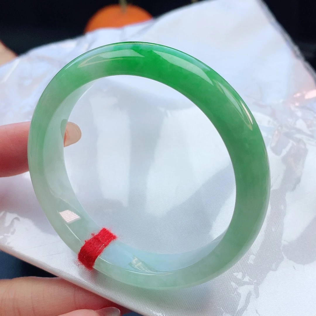 翡翠手镯未镶嵌53圈口882376