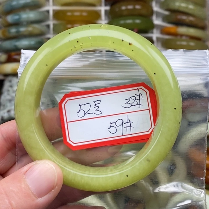 未镶嵌蛇纹石玉手链