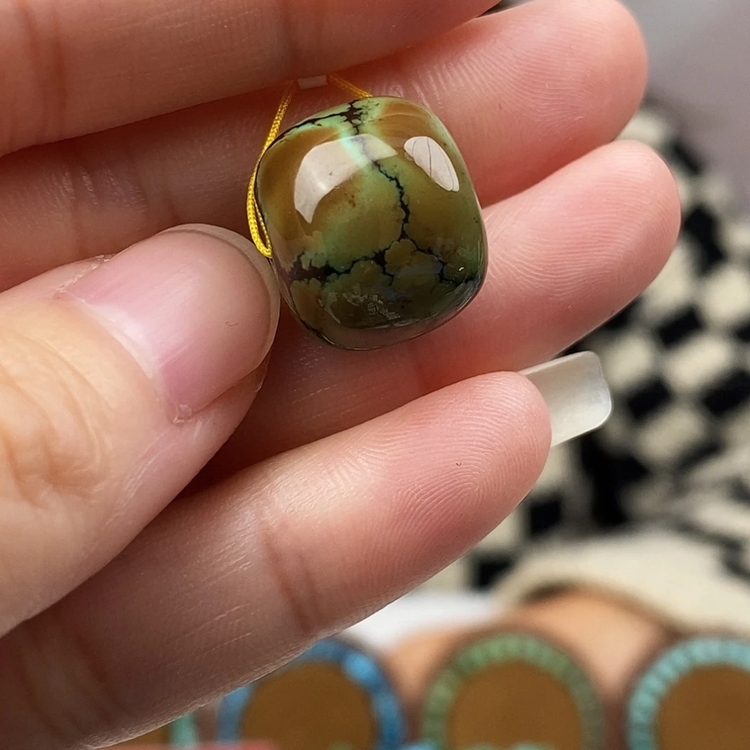 绿松石未镶嵌原矿