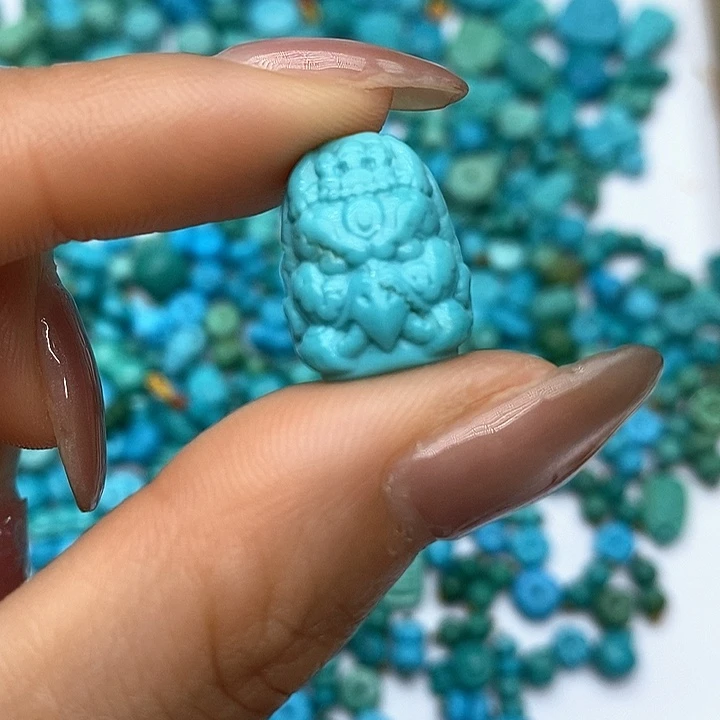 绿松石未镶嵌珠宝奇石