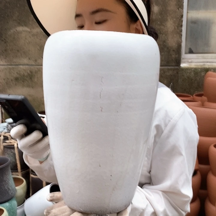 紫砂花盆瑕疵口17高32