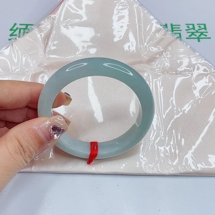 随***逐未镶嵌手镯翡翠冰蓝手镯