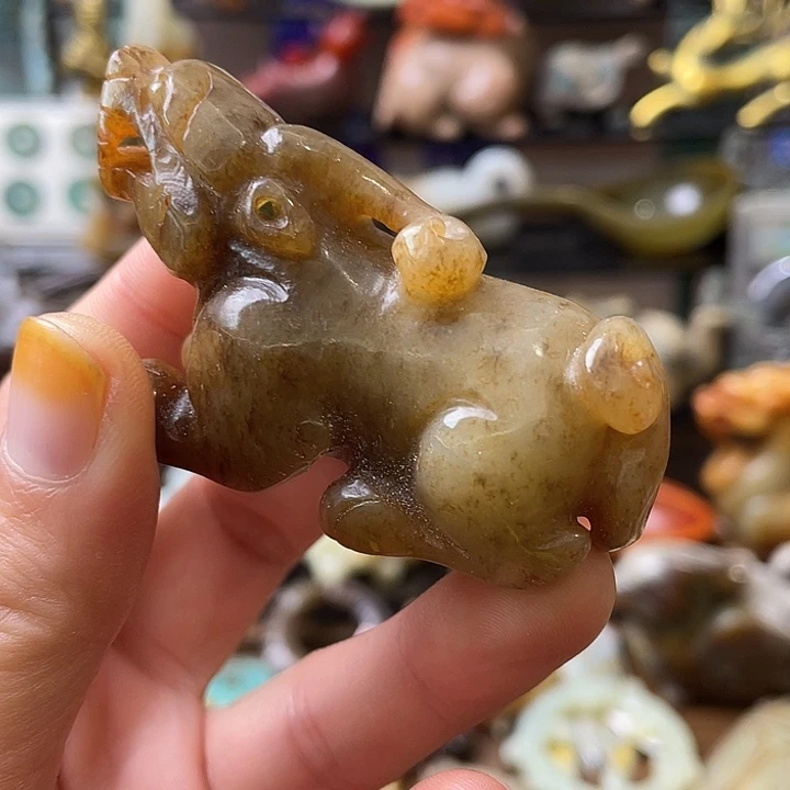 和田玉（糖玉）未镶嵌颈饰