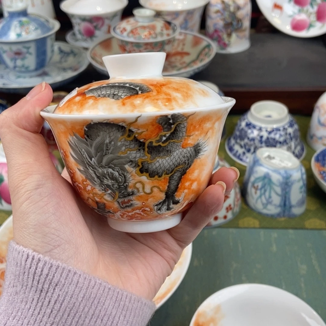 陶瓷设计风格现代文学作品