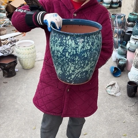 口25高30瑕疵底部鼓包了