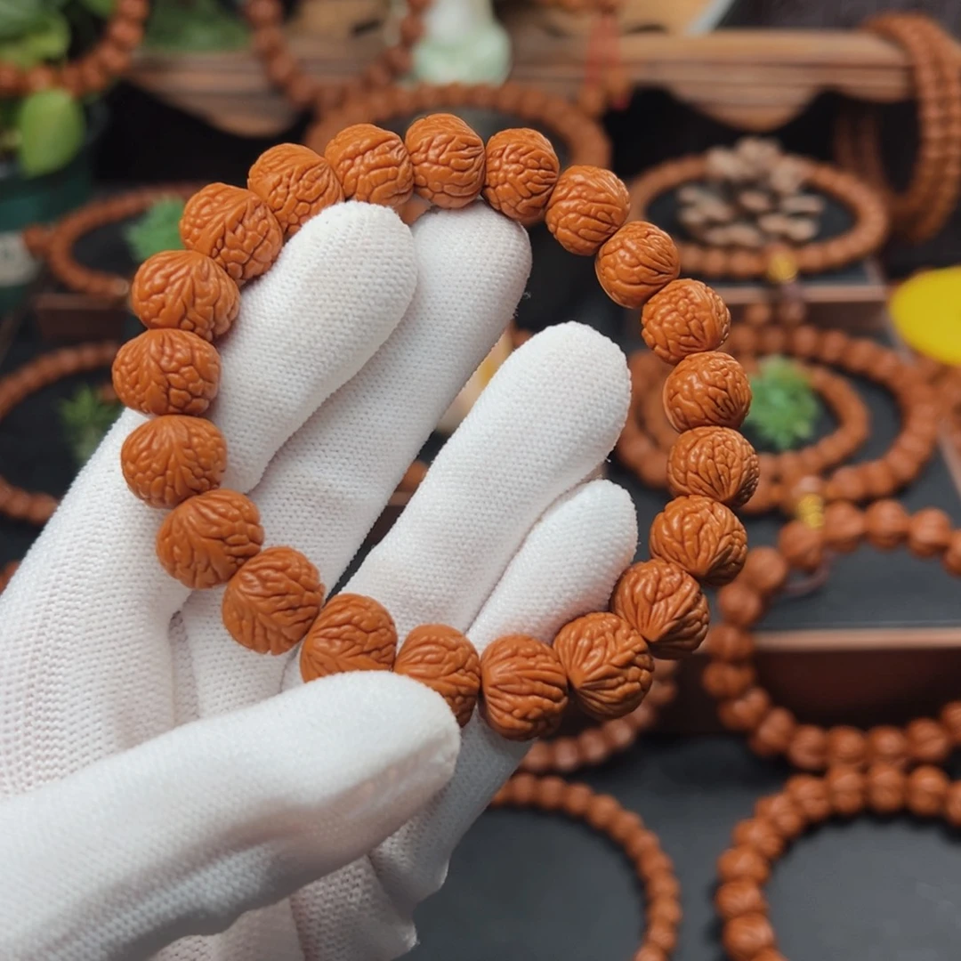 吊坠桃核 1.4红皮荔枝手串