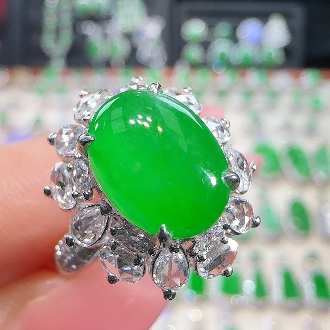 翡翠吊坠(不含链)18K金镶嵌