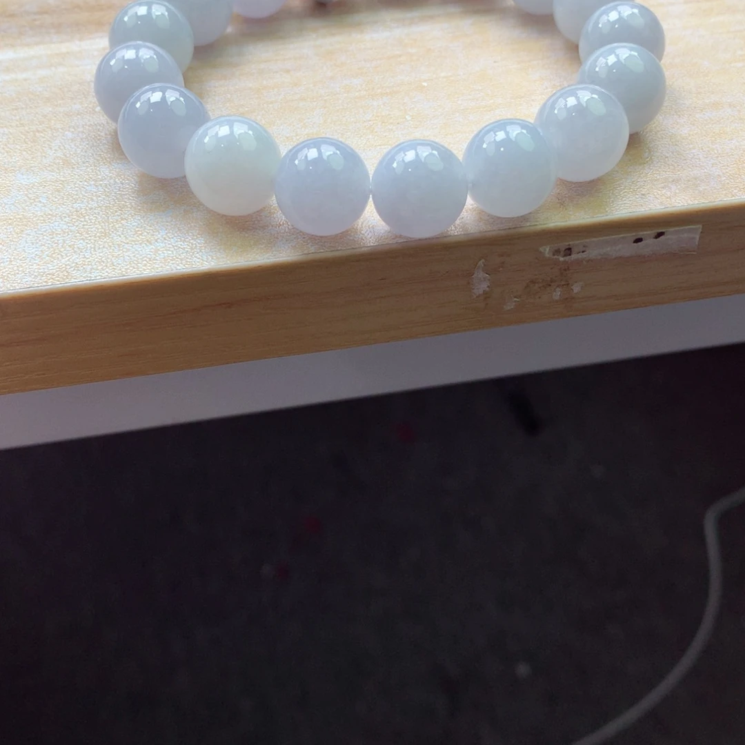 翡翠颈饰未镶嵌吊坠