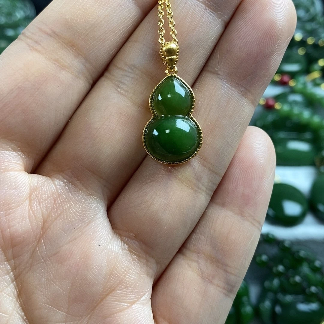 和田玉（碧玉）未镶嵌颈饰