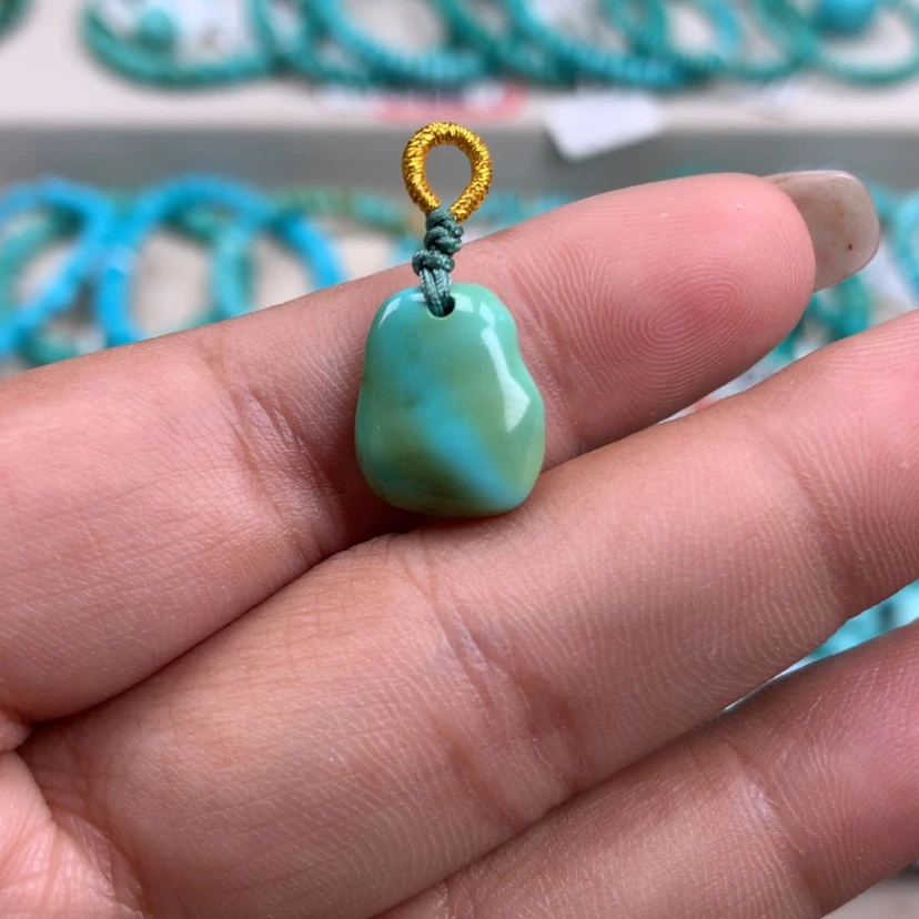 【闪购商品】绿松石未镶嵌雕刻