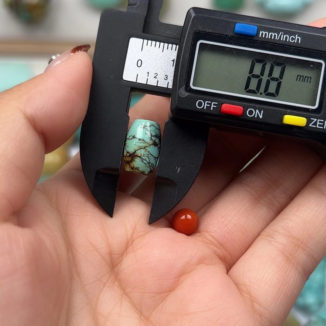 南红玛瑙未镶嵌珠宝奇石