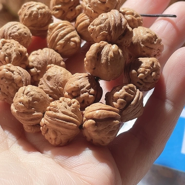 秋***雨桃核吊坠桃核手串魔丸65