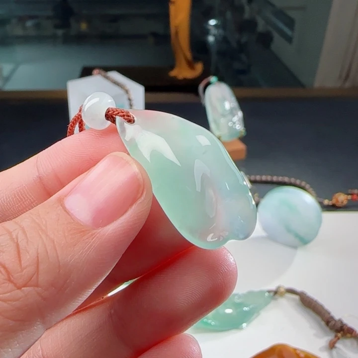 【闪购商品】翡翠颈饰未镶嵌堯