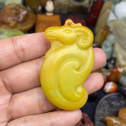 和田玉未镶嵌颈饰77