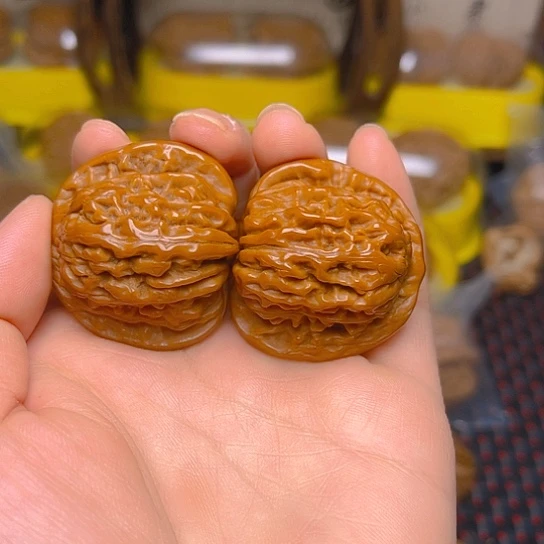 文玩核桃吊坠四座楼