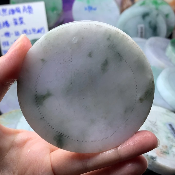 定制翡翠未镶嵌手镯