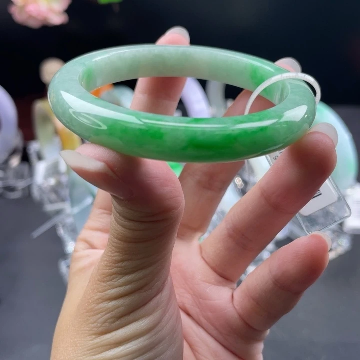 定制翡翠翡翠未镶嵌