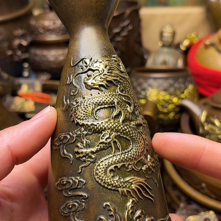 精美铜器批发档口