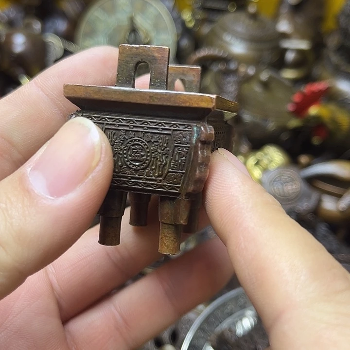 诚信经营精美铜器