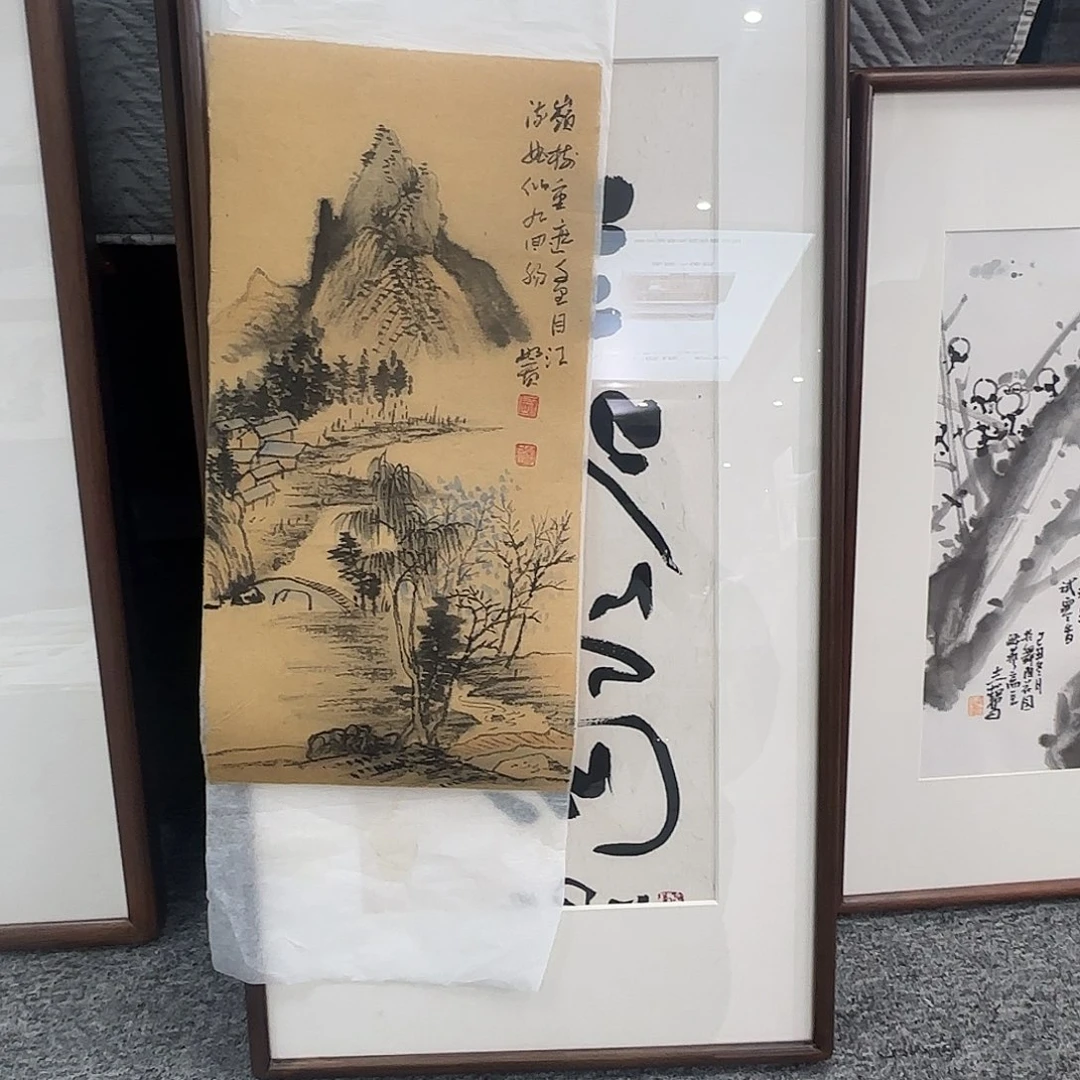 临***馆国画实木原木外框