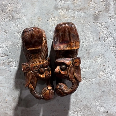 风车木（黑檀木）老木雕老人物花板