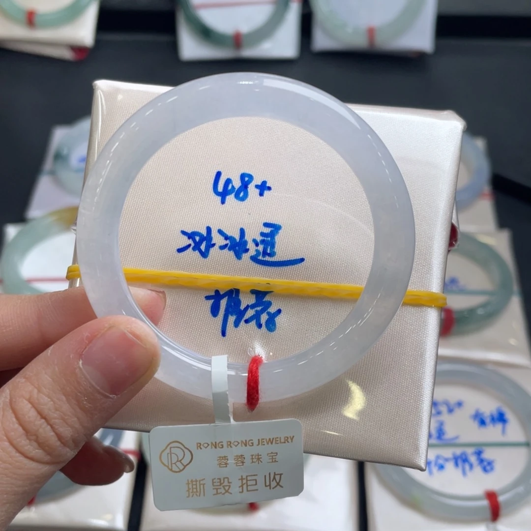 翡翠未镶嵌手镯翡翠手镯
