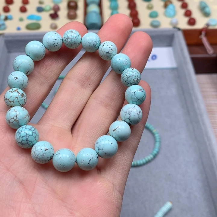 绿松石配饰未镶嵌