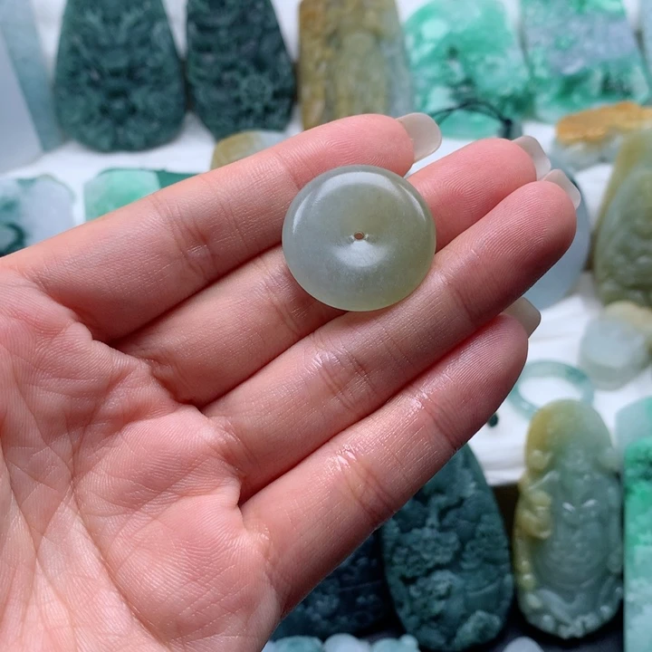 定制翡翠未镶嵌平安扣