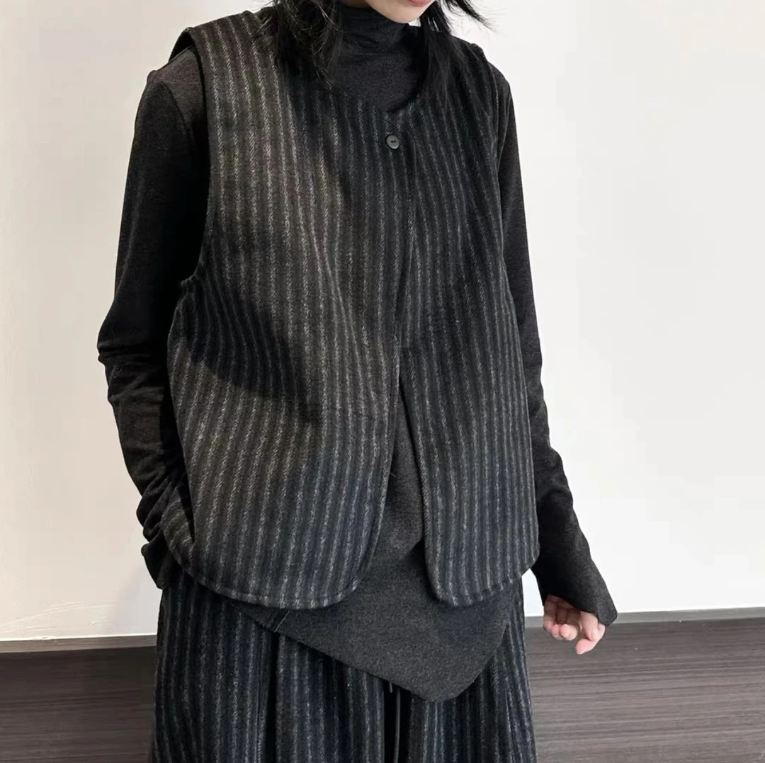 暗黑山本加厚毛呢马甲女条纹英伦风小众马夹背心
