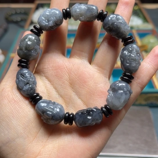 懂***得和田玉未镶嵌颈饰