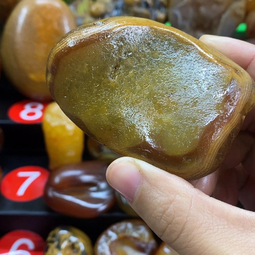 玛瑙/玉髓未镶嵌珠宝奇石