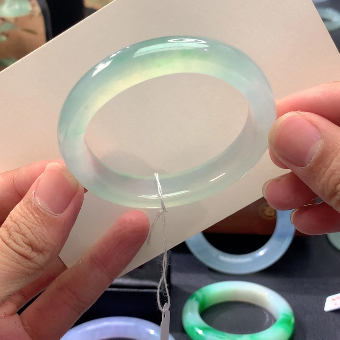 翡翠未镶嵌手镯大贵妃54圈