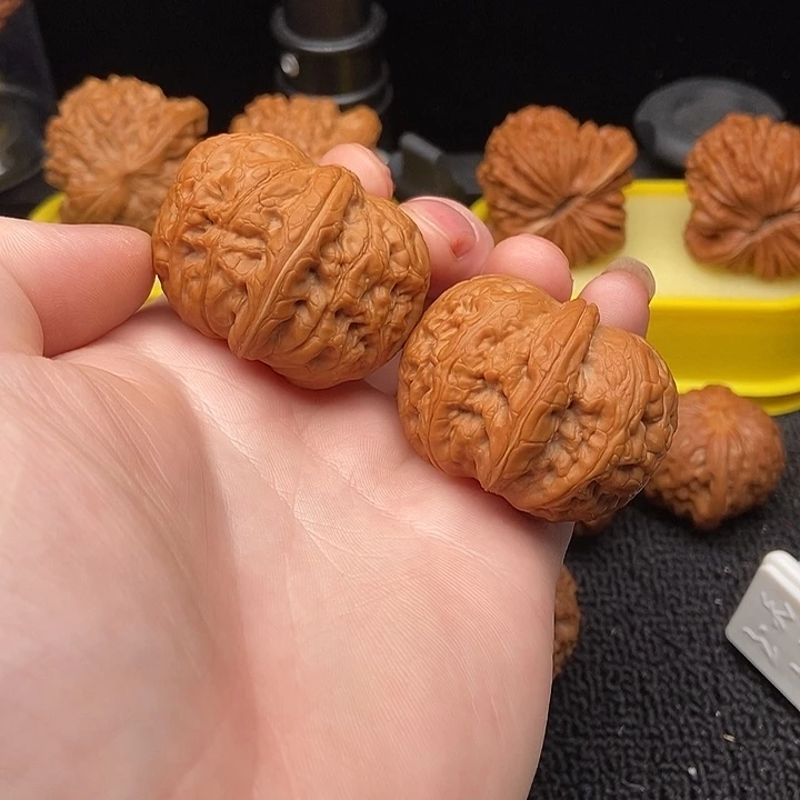 核桃文玩核桃把件平谷元宝43