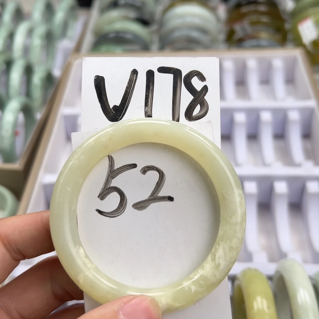 岫玉手镯未镶嵌天然岫玉