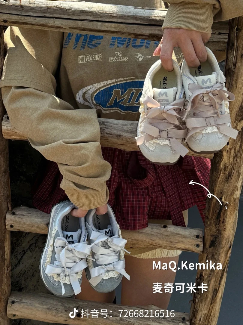 夏季百搭款女孩公主时装凉鞋