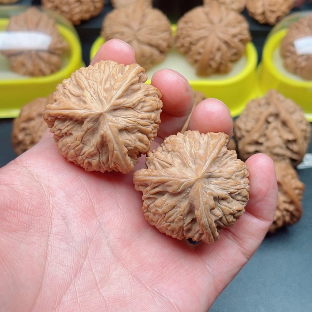 文玩核桃吊坠御龙粗筋40×40×39