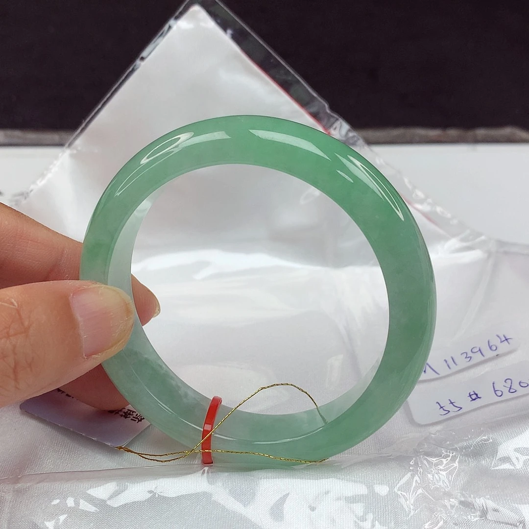 翡翠手镯未镶嵌55圈3964