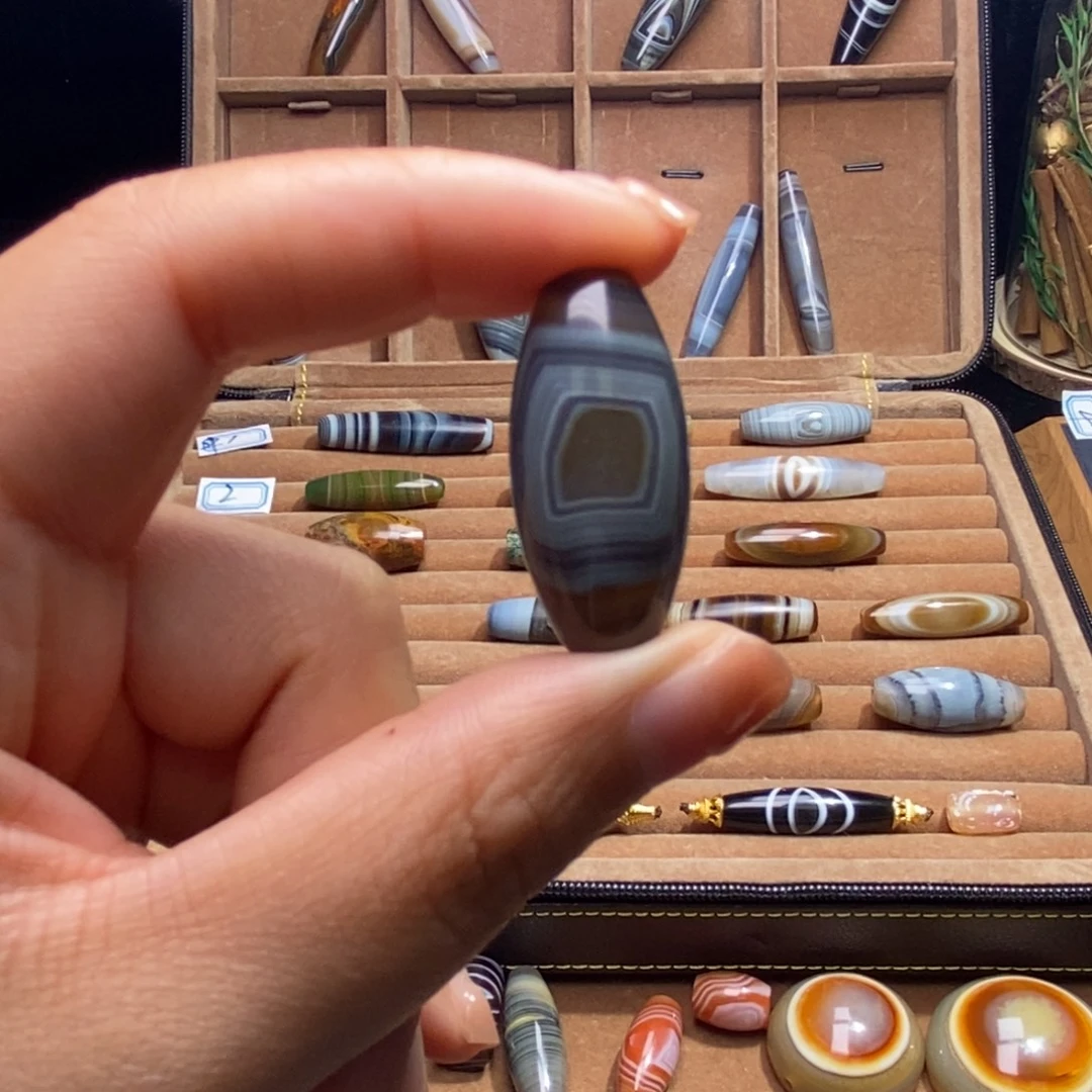 ར***人玛瑙/玉髓未镶嵌颈饰