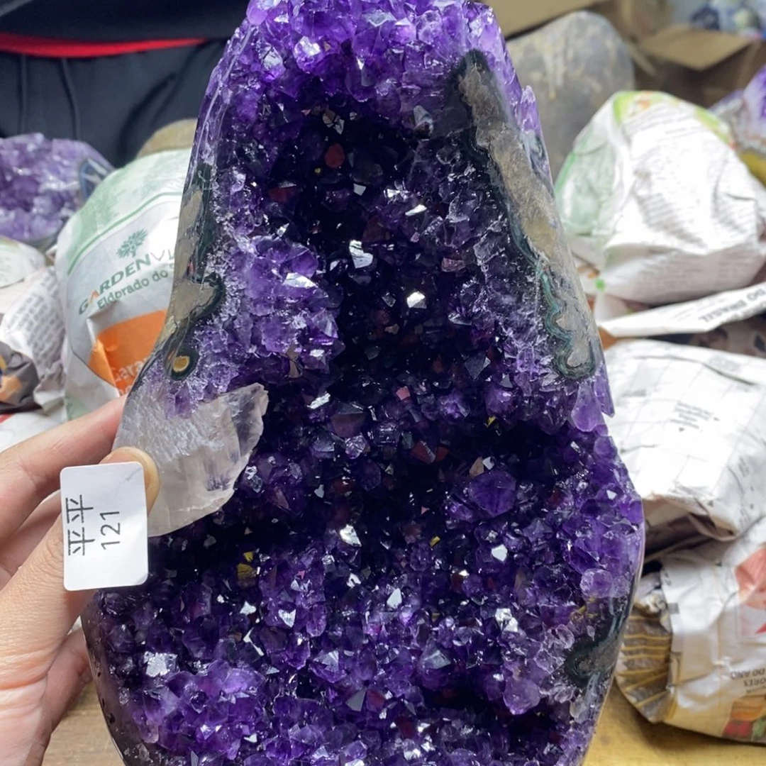 紫晶乌拉圭未镶嵌