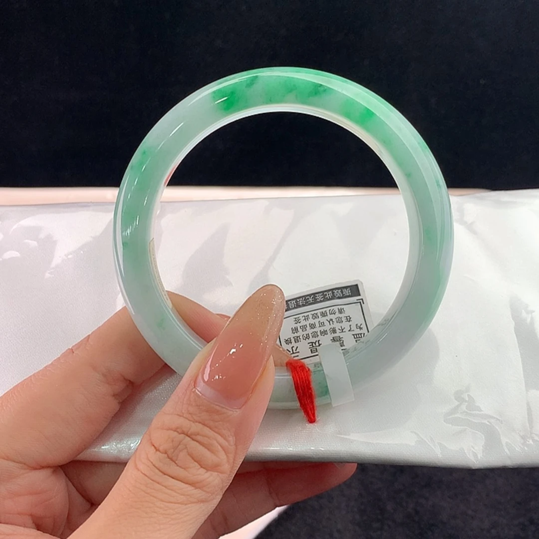 【闪购商品】未镶嵌手镯翡翠正58